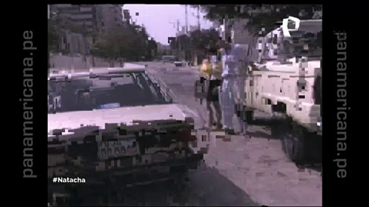 Natacha (1990) Diego Bertie y Lorena Caravedo escena juntos de jóvenes
