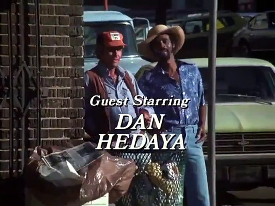 Hill Street Blues - Se1 - Ep03 - Politics as Usual HD Watch
