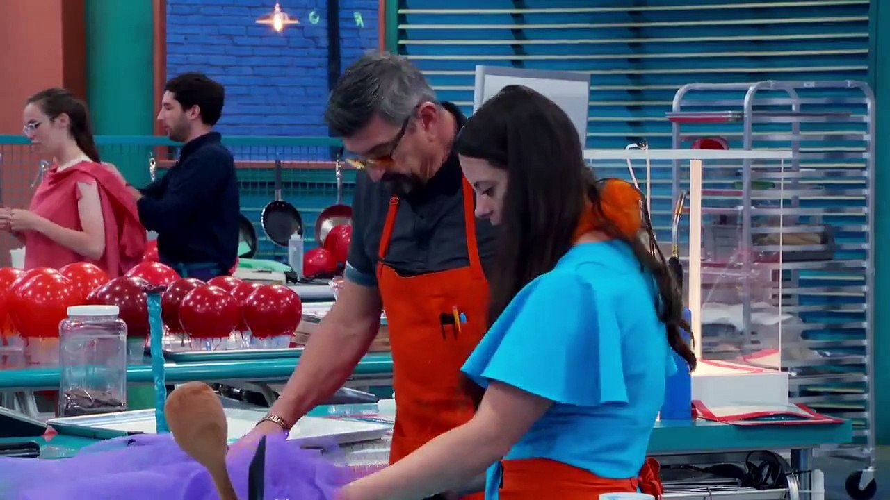 Baking Impossible - Se1 - Ep05 HD Watch