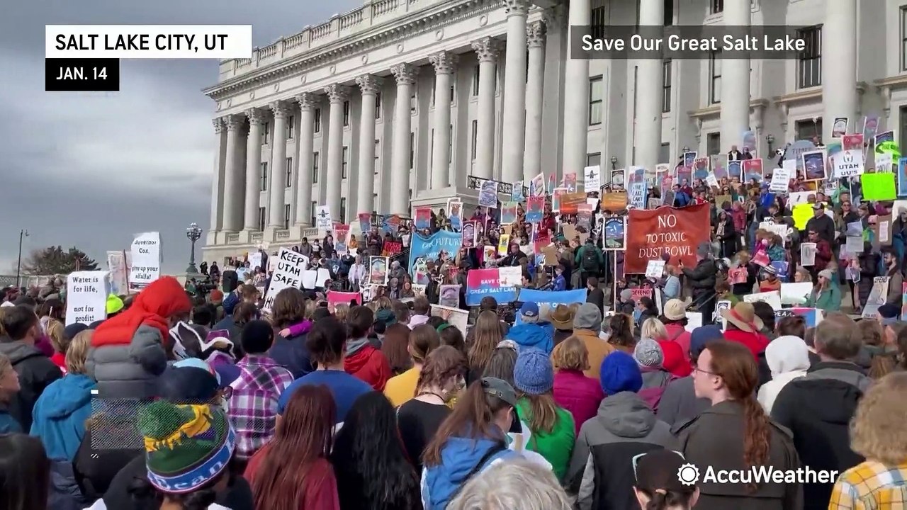 Utah families gather to voice concerns about a shrinking Great Salt Lake