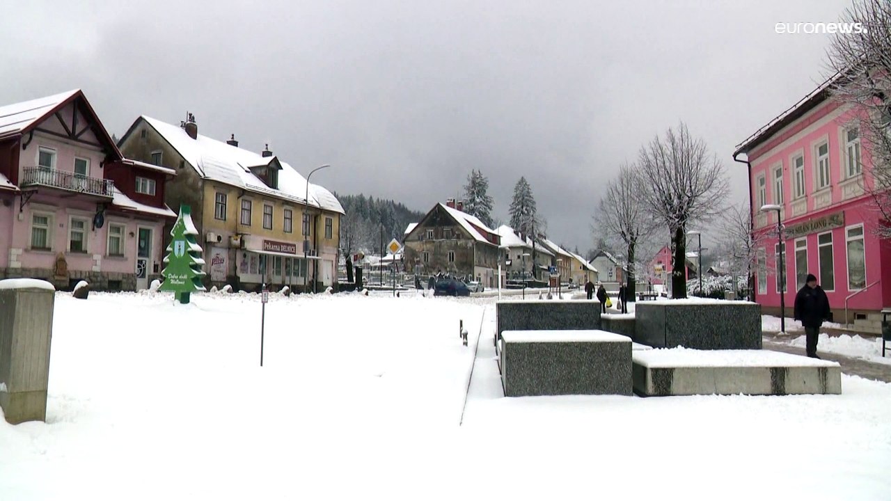 Viele Unfälle durch Neuschnee in Österreich und Kroatien