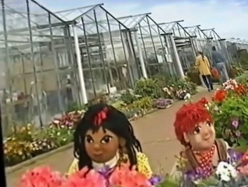 Rosie and Jim Rosie and Jim S03 E007 Flower Baskets