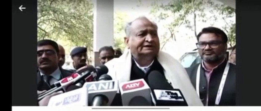 सचिन पायलट ने लगाए आरोप, सीएम गहलोत ने यूं दिया जवाब