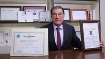 14 üniversite diploması var, 3 üniversiteyi birden okuyor