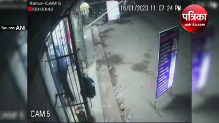 नई दिल्ली में बड़ा क्राइम, दुकानदार से बैग छीना गोली मारी और दोनों बदमाश भाग गए