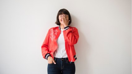 The way you shake your fist can reveal this about your personality