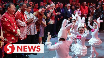 Descargar video: China mission celebrates early Chinese New Year in Malaysia