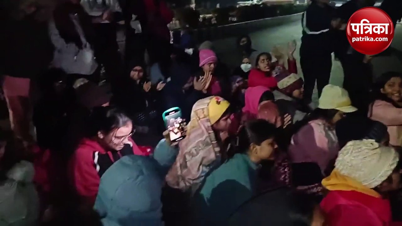 BHU में मिलता है खराब खाना, शिकायत करने पर दी ज...