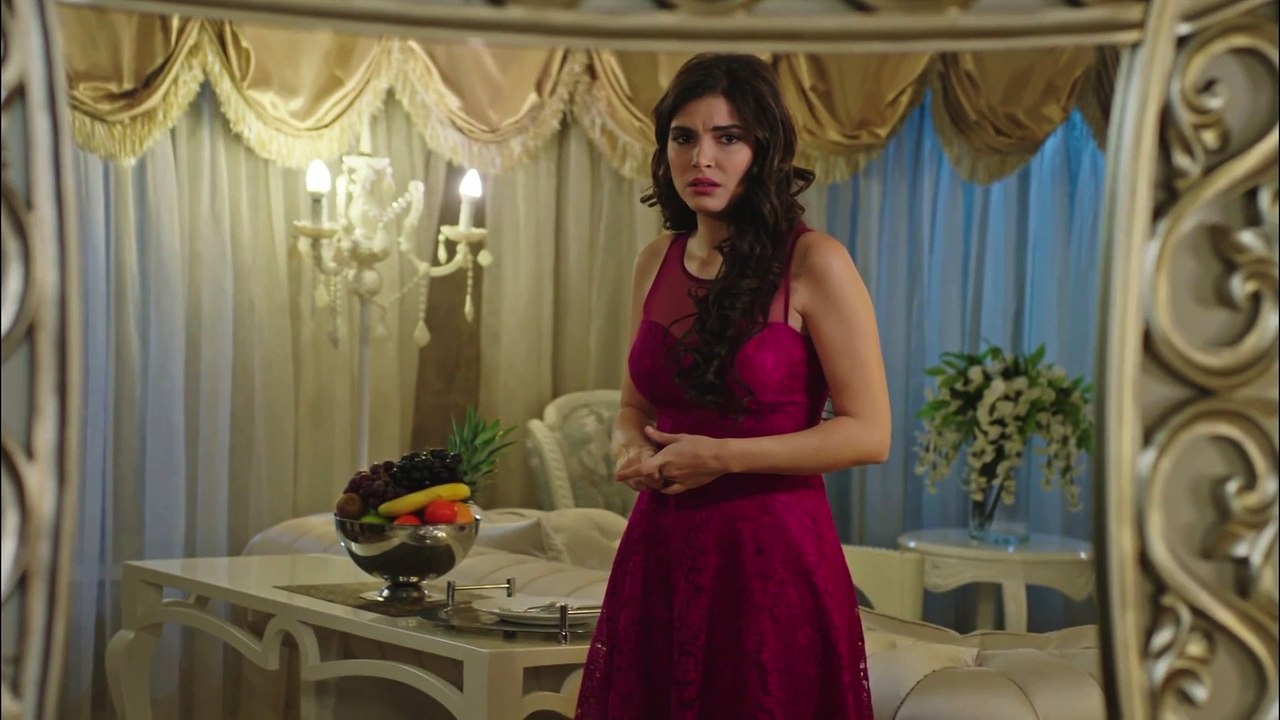 Mrs. Fazilet And Her Daughter in Hindi Subtitle Episode 4 | Fazilet Hanım ve Kızları