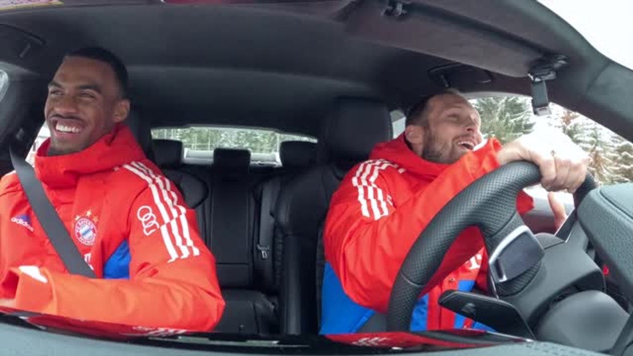 Spieler haben Spaß beim FC Bayern-Audi-Event