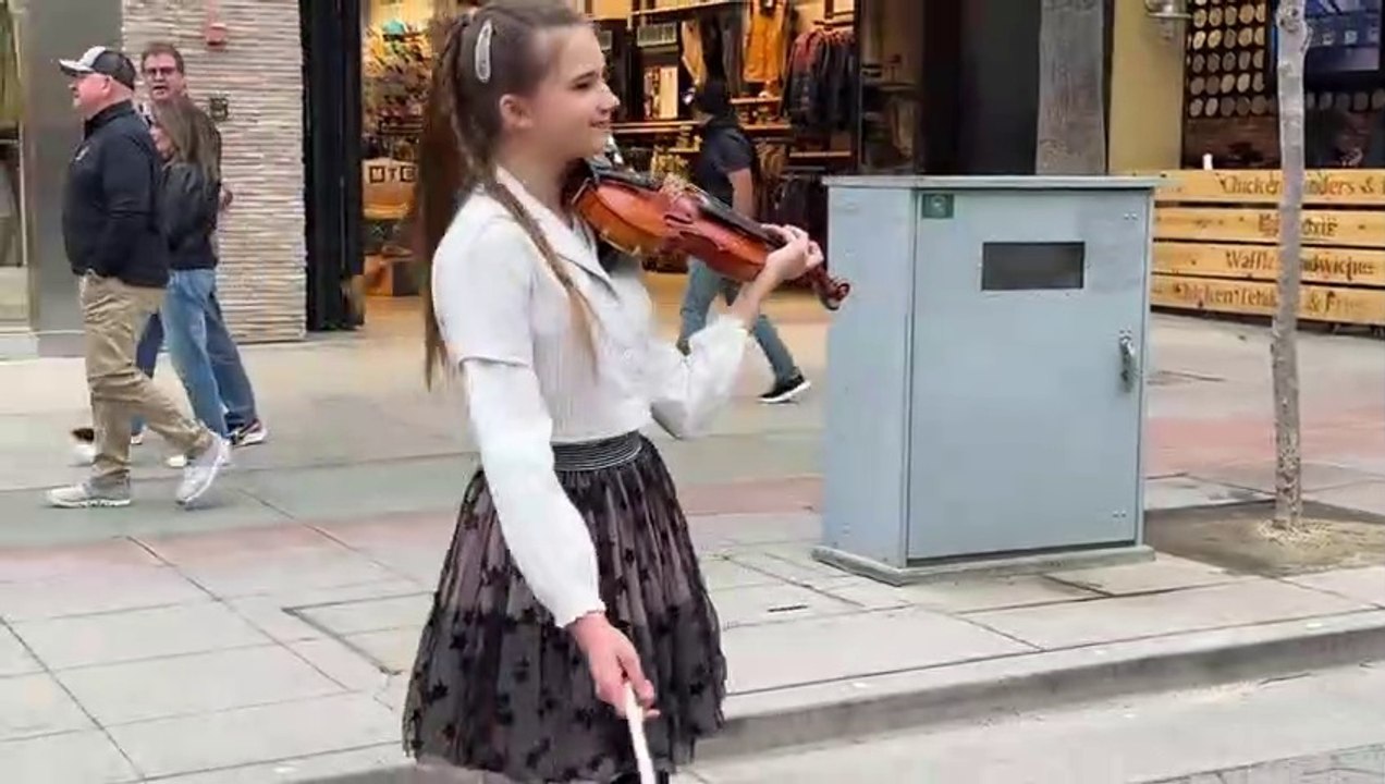 Here Comes The Sun ☀️ - The Beatles - Karolina Protsenko - Violin Cover