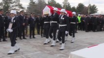 Kalp krizi sonucu vefat eden polis için tören düzenlendi