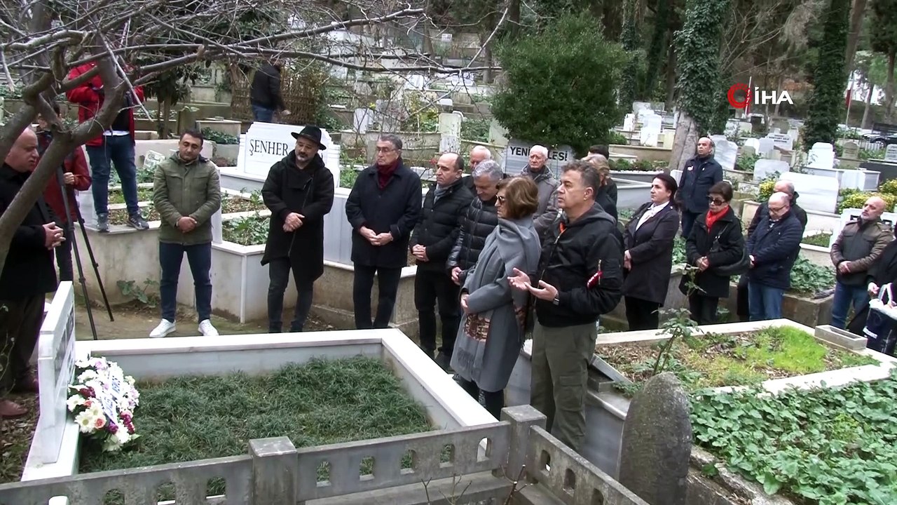 Mehmet Ali Birand ölümünün 7. yılında mezarı başında anıldı