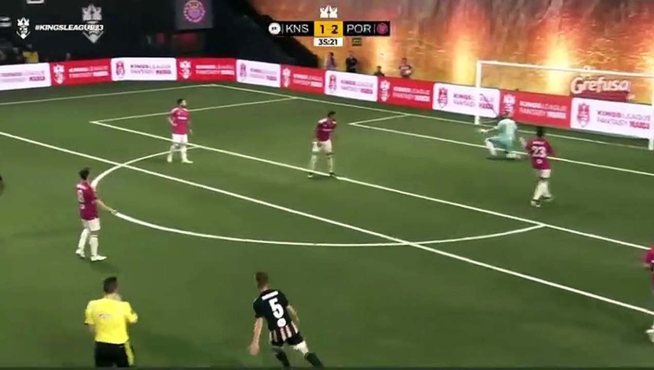 أغويرو يحتفل على طريقة ميسي بدوري بيكيه