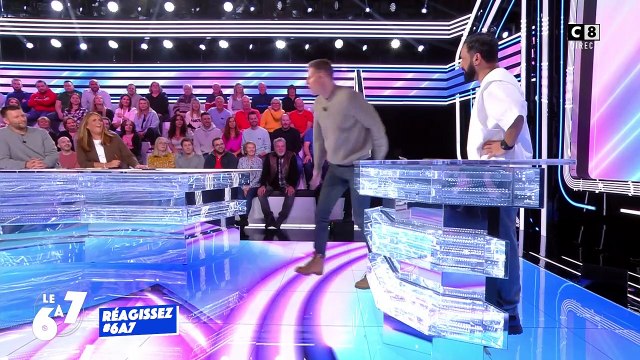 Matthieu Delormeau confie un secret à Cyril Hanouna dans TPMP le lundi 16 janvier 2023 sur C8...