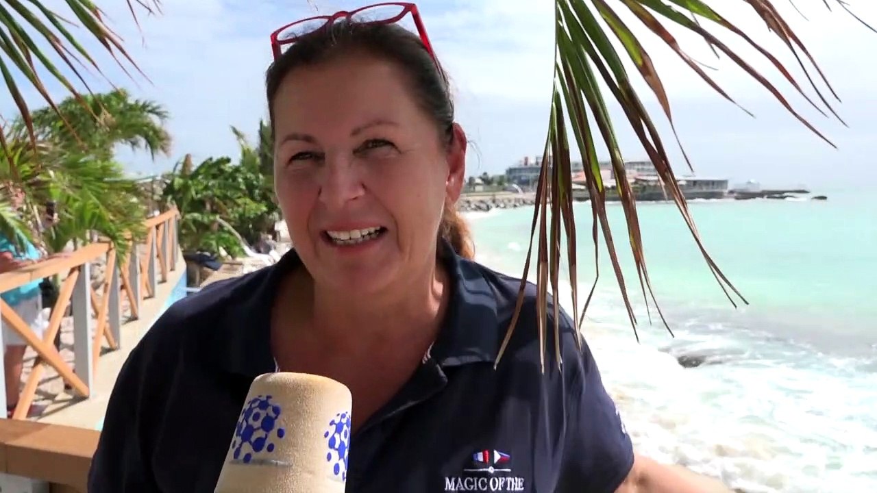 St. Maarten: Flugzeugspektakel am Maho Beach