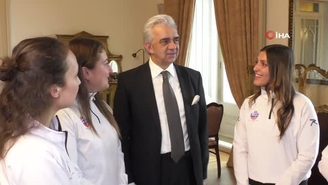 İşitme engelliler için yerli ve milli cihaz