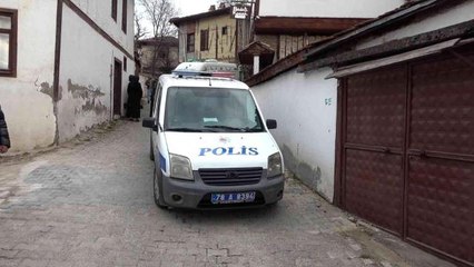 Karabük'te bir kadın evinde ölü bulundu