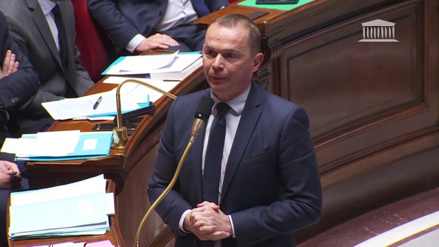 Vous vous faites marcher dessus par Jean-Luc Mélenchon : Olivier Dussopt répond à Olivier Faure