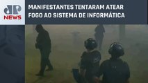 Novos vídeos mostram invasão à Câmara dos Deputados; assista