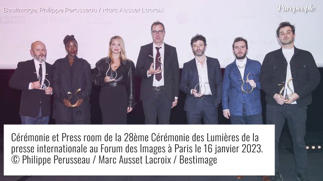 Juliette Binoche très classe face à Ludivine Sagnier et Benoît Magimel pour une prestigieuse soirée