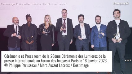 Juliette Binoche très classe face à Ludivine Sagnier et Benoît Magimel pour une prestigieuse soirée
