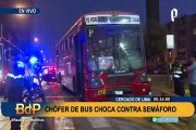 Bus de transporte público impacta contra semáforo: el chofer resultó ileso