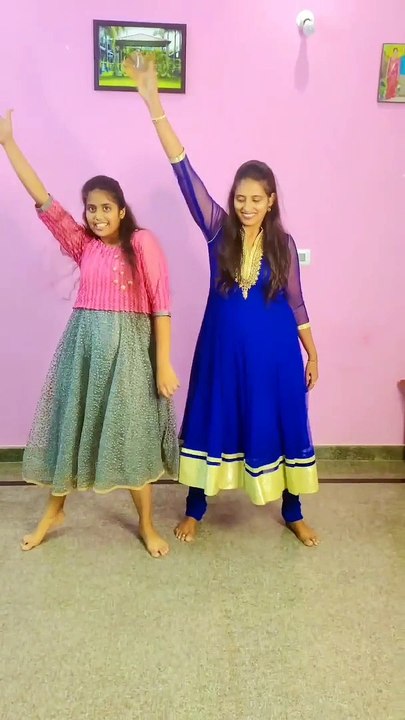 _ranuranuantunechinado __tredingreels❤️--❤️❤️---- __withmy darlings liki__momdaughtergoals __nithin __anajali __kruthisetty __trending __reelsinstagram __reelsinstagram__likhith __gowthamiumapathi(video0)