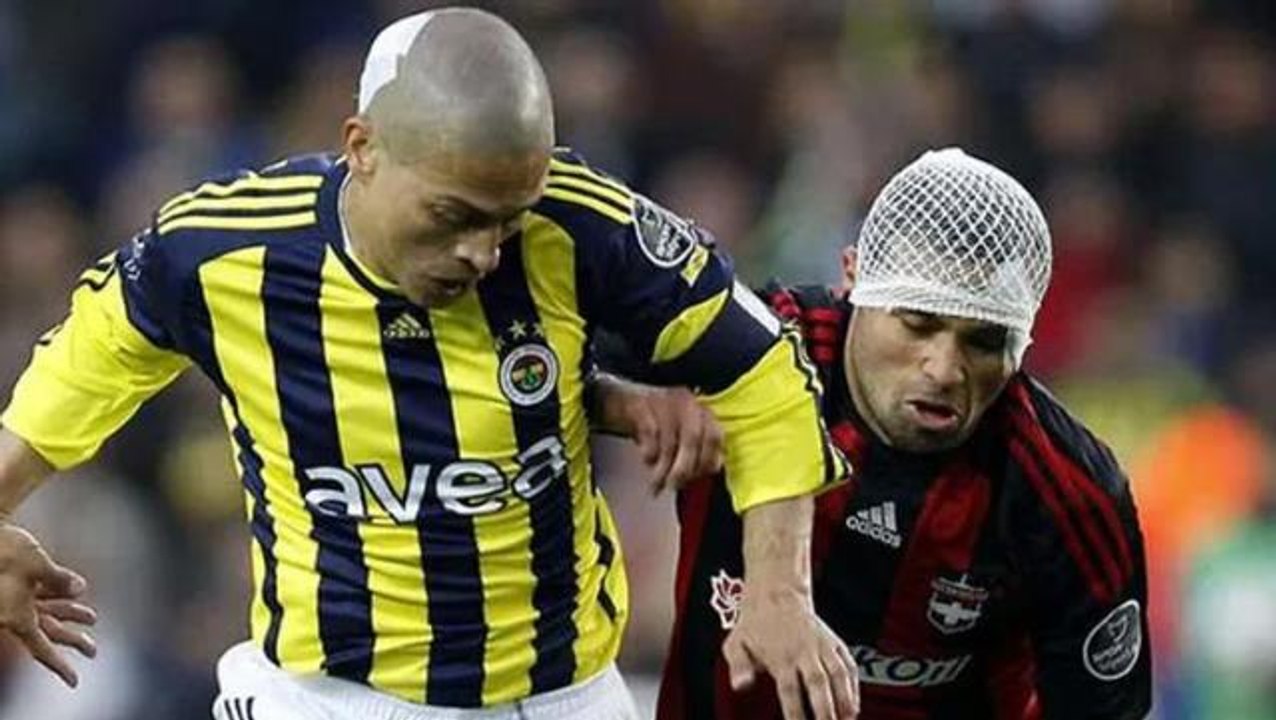 Hürriyet'in Alex anısı sosyal medyaya damga vurdu: Parmağını kırdım, gözünü çıkardım
