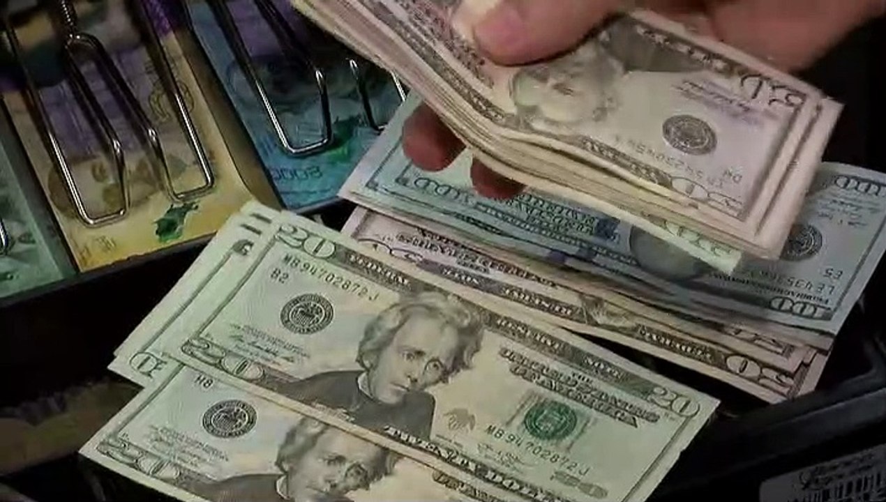 DOLAR PRECIO