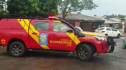 Video herunterladen: Homem morre após ser esfaqueado no Bairro Interlagos