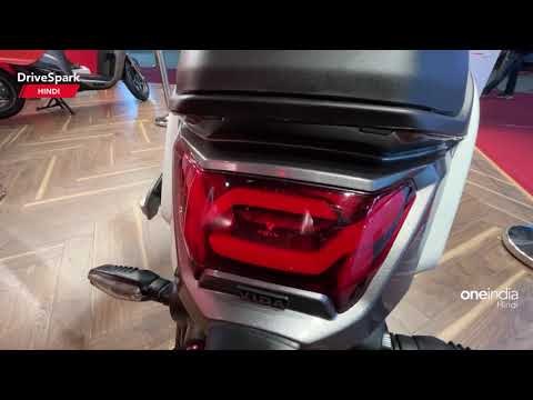 Auto Expo 2023: Hero Vida V1 Pro EV Scooter Walkaround | Promeet Ghosh | HINDI | DriveSpark
