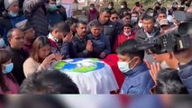 Nepal: Erste Opfer des Flugzeugabsturzes bestattet