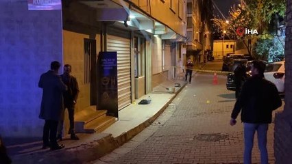 Kağıthane'de motosikletli maskeli saldırganlar kıraathaneye silahlı saldırı düzenledi: 1'i ağır 3 yaralı