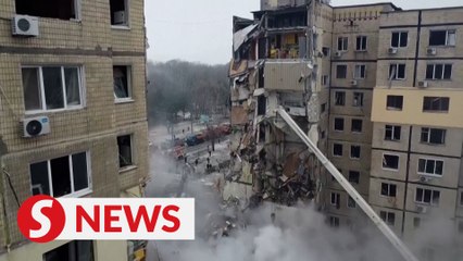 The story behind a yellow kitchen in Dnipro