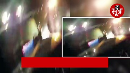 चित्रकूट में अवैध खनन से रोका तो नगर परिषद अध्यक्ष ने कांस्टेबल पर चला दी चप्पल, देखें वीडियो