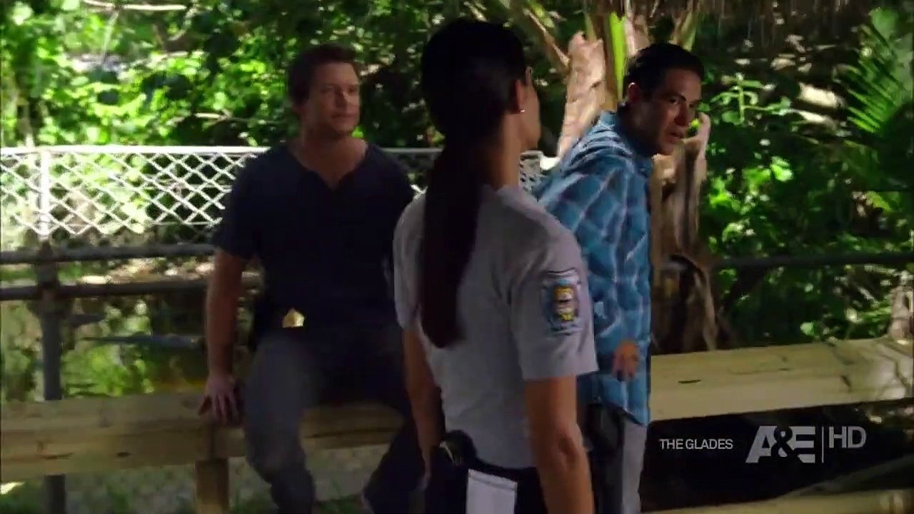 The Glades - Se1 - Ep09 - Honey HD Watch