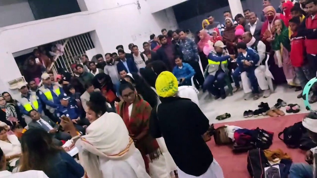 লালন ফকিরের মাজারে হওয়া এক অনুষ্ঠান ।। মিলন হবে কত দিনে আমার মনের মানুষের ও শনে।।