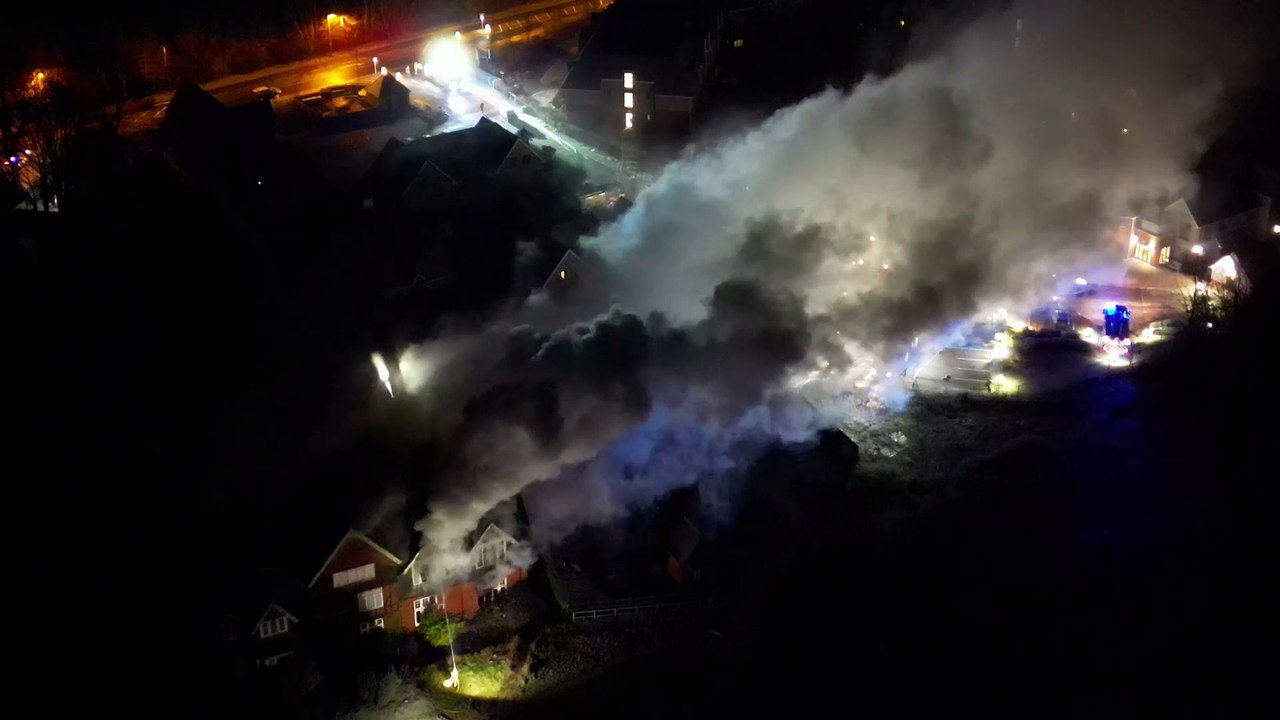 HAYWARDS HEATH CARE HOME 18-1-23 SIX PUMPS  - VIDEO BY EDDIE MITCHELL