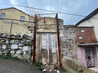 100 YIL ÖNCE RESTORE EDİLEN MESCİTTEN GERİ SADECE KAPISI KALDI