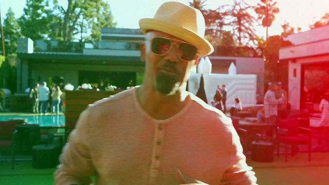 Découvrez la vidéo de l’acteur de la série SWAT Shemar Moore dans laquelle il découvre le sexe de son futur enfant: J’ai des papillons dans le ventre - Regardez