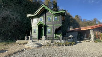 RİZE'DE 360 DERECE DÖNEN AHŞAP EV