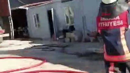 Ankara'da halı mağazasında yangın