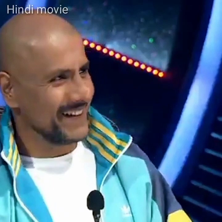 निकले सबके आंसू Madhuri Dixit ने जोड़ा Debosmita से अनोखा रिश्ता