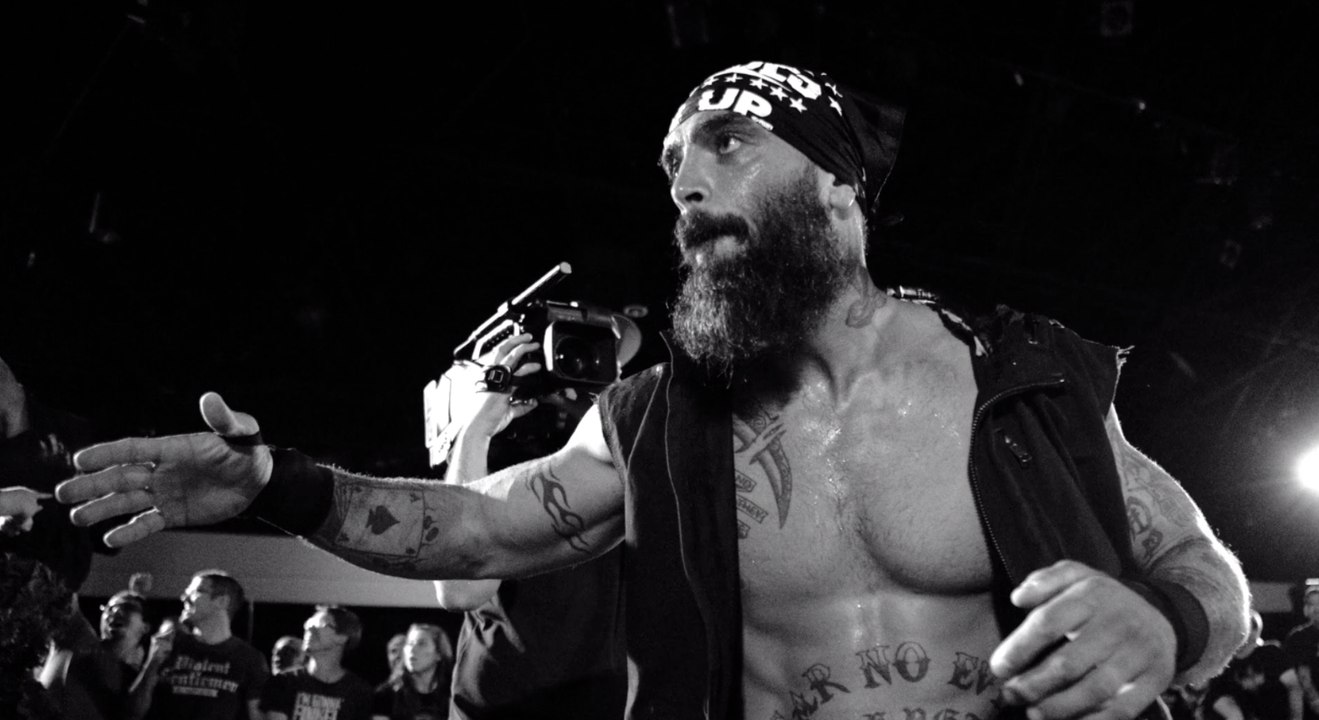Wrestling-Legende Jay Briscoe stirbt bei schlimmen Autounfall