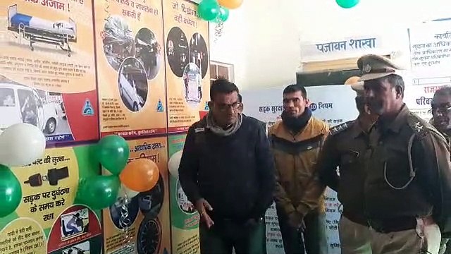 इस शहर में सडक़ सुरक्षा के प्रति जागरुक करने की लगी होड़