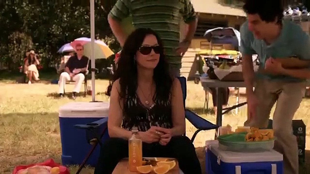 Weeds - Se8 - Ep05 - Red in Tooth and Claw HD Watch