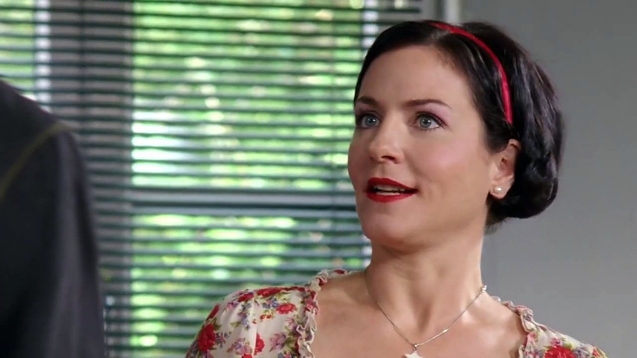 Die Rosenheim-Cops (233) Staffel 11 Folge 21 - Anruf für eine Leiche