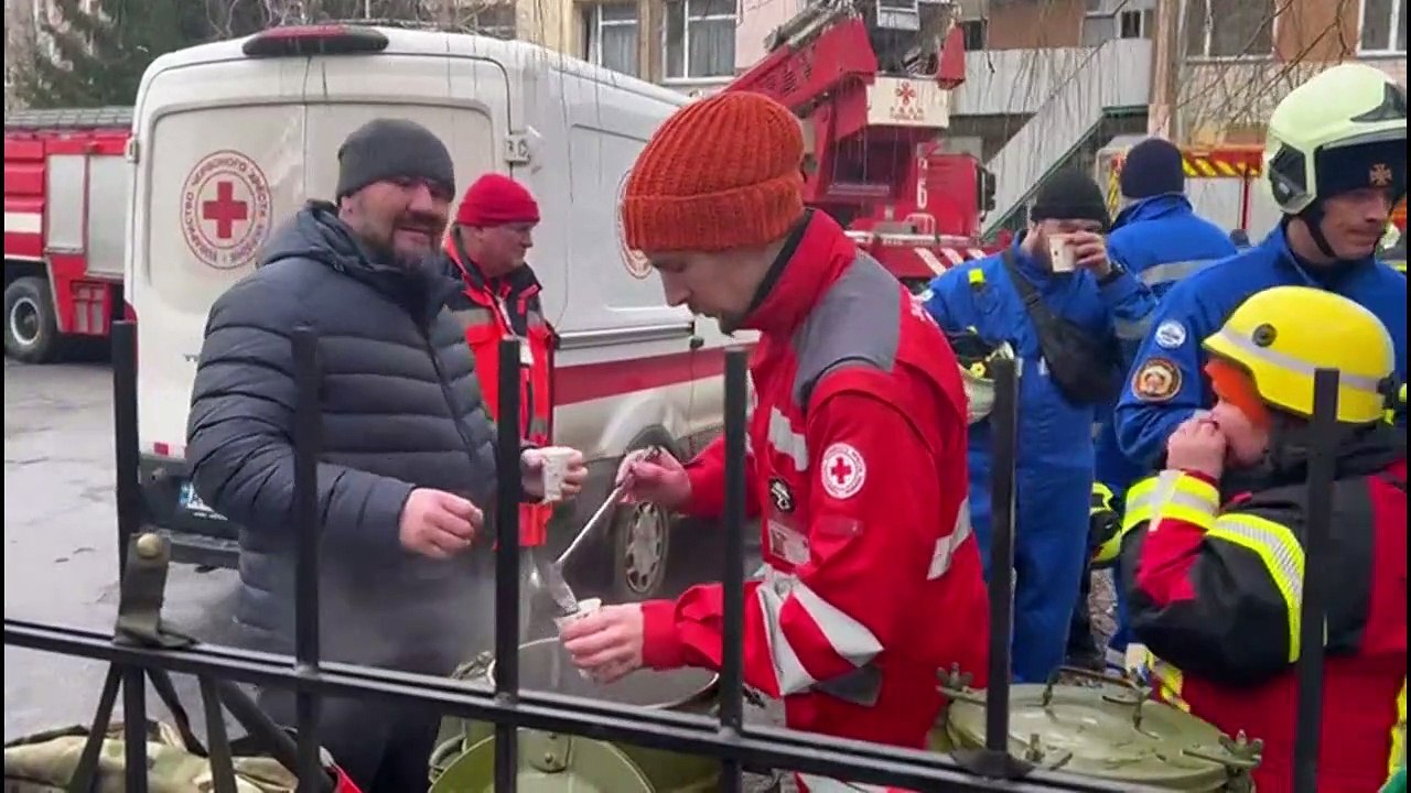 En Ukraine, l'hélicoptère du ministre de l'Intérieur s'écrase et fait 14 morts