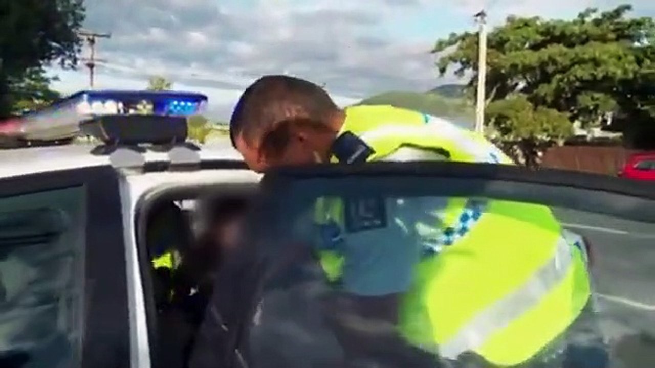 Police Ten 7 - Se23 - Ep17 HD Watch